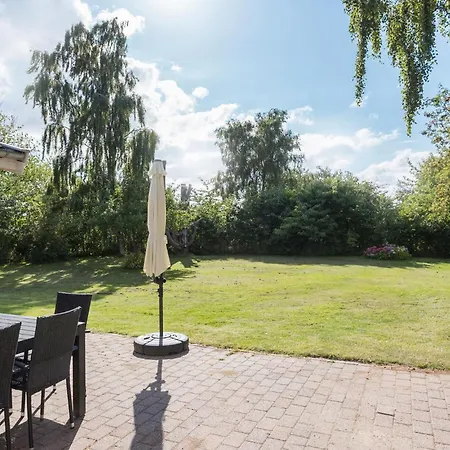 Holiday home Awesome In With Wifi